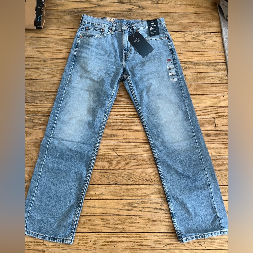 New with Tags Men’s Levi’s 505 Regular Fit Jeans size 32X30